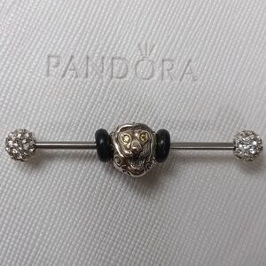 Pandora Vintage 2006 Silver Yellow CZ Lion Head Charm
